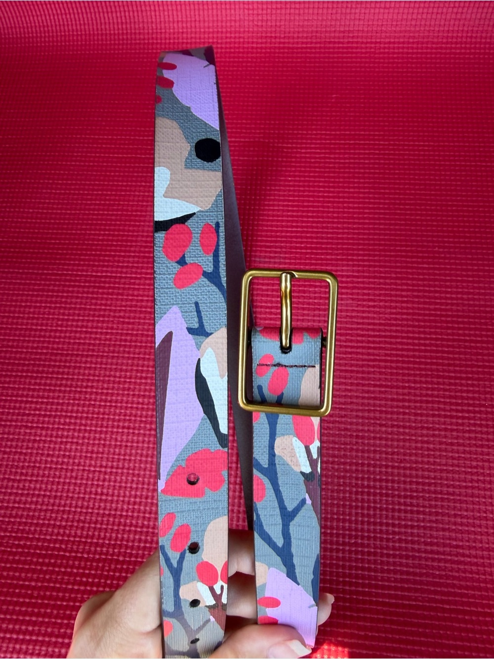 Fossil Floral Leather Belt with Brass-Tone Buckle - Pink size medium women - Picture 4 of 4